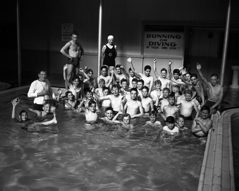 42 16 Swim Class in Plunge
